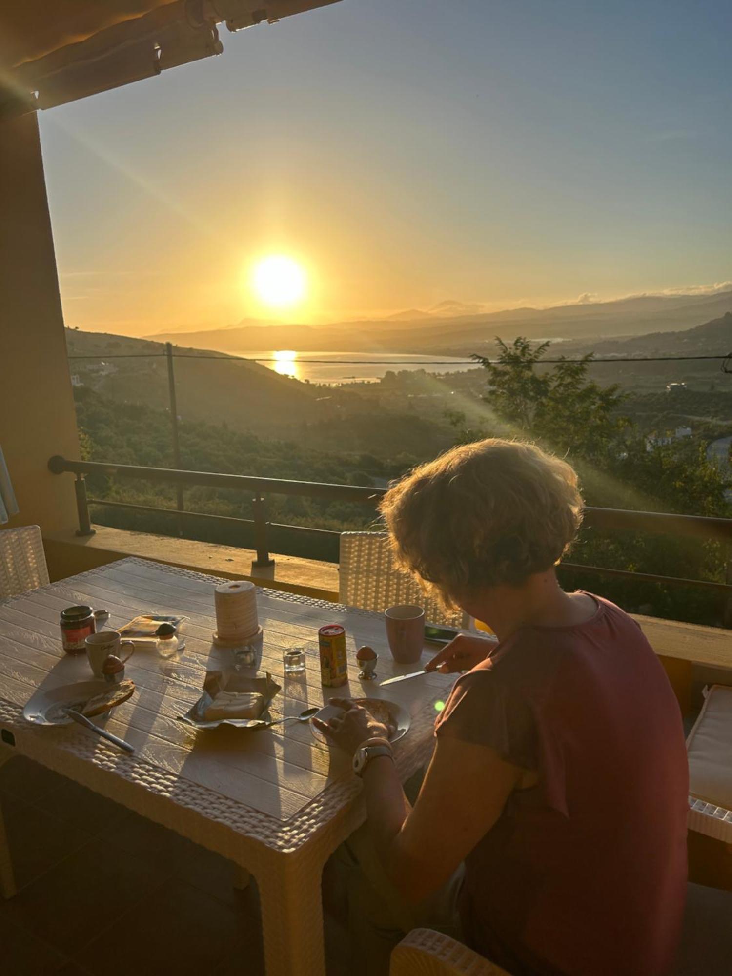 Apartament Grosses Haus Mit Traumhaftem Ausblick Georgioupoli Zewnętrze zdjęcie
